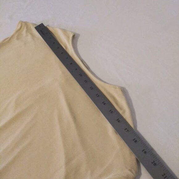 Chico's Travelers women's size 1 (Medium) yellow blouse - Picture 11 of 14